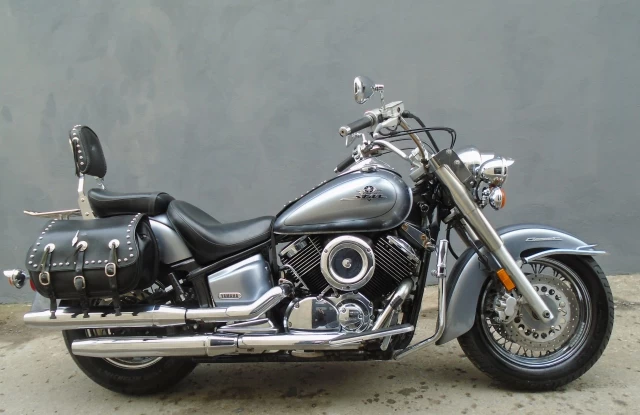 Yamaha V Star 1100  2003